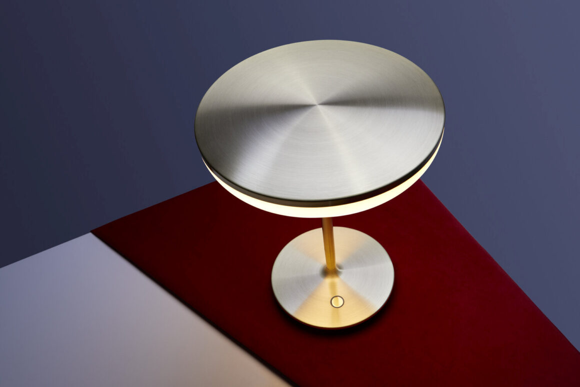 Aristotelis Barakos Antoinette table lamp