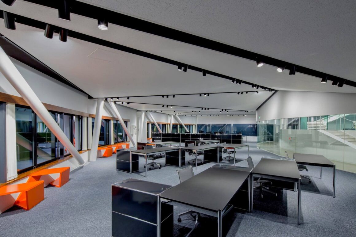 Hisanori Ban Involve