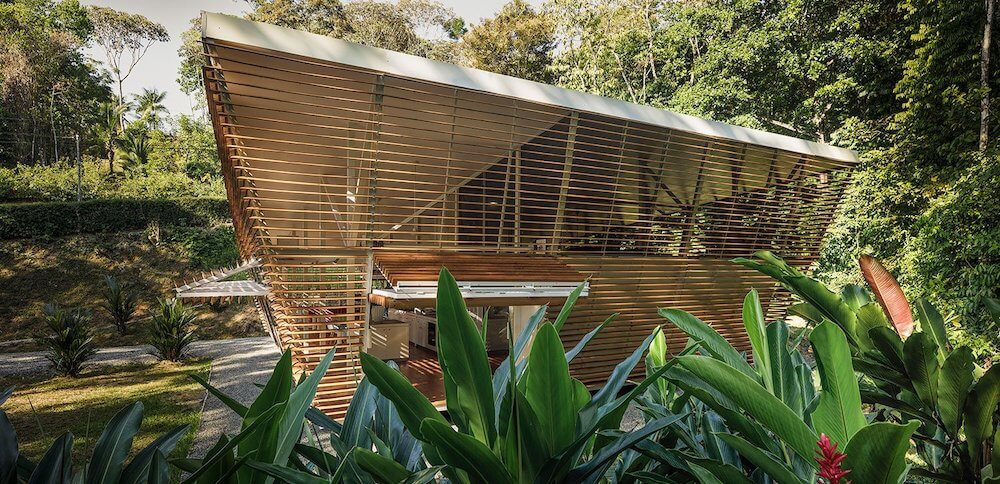 No Footprint House by Oliver Schütte