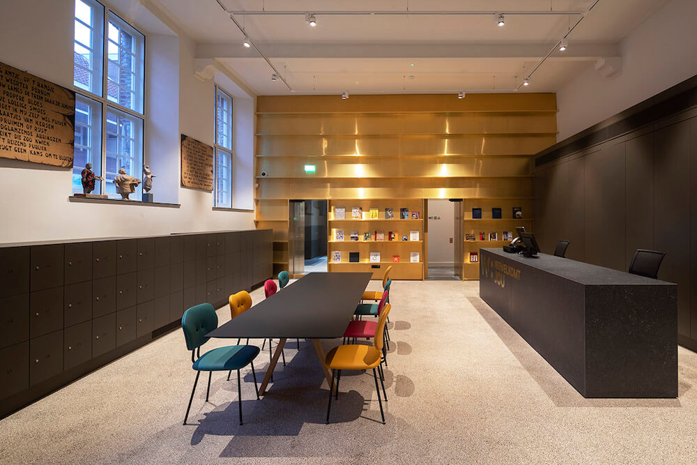 Museum W by Maurice Mentjens