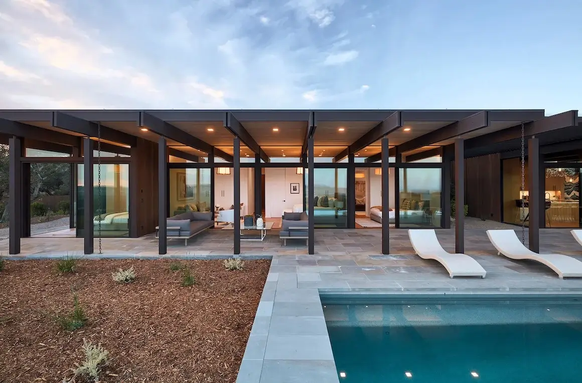 Sonoma Hilltop New Residence by Klopf