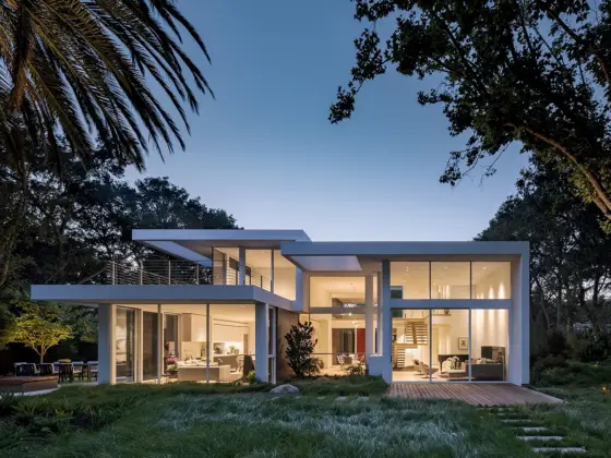 The Owyang House by Swatt Miers Architects